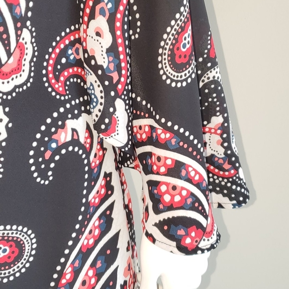 Bebe flow sleeve flow dress - Picture 3 of 8